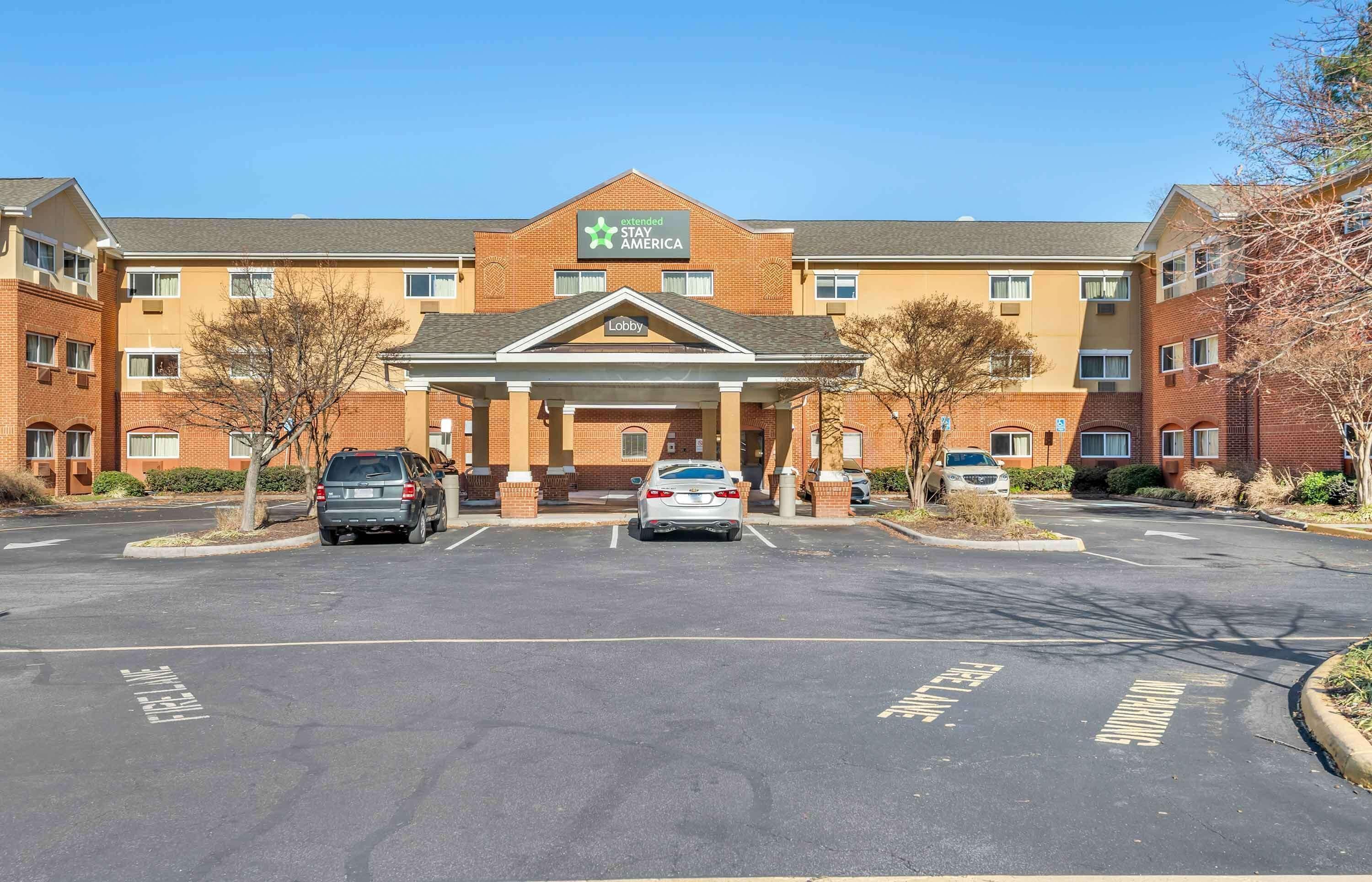 Where to Stay Near Portsmouth Parks: 4 Top Family Hotels