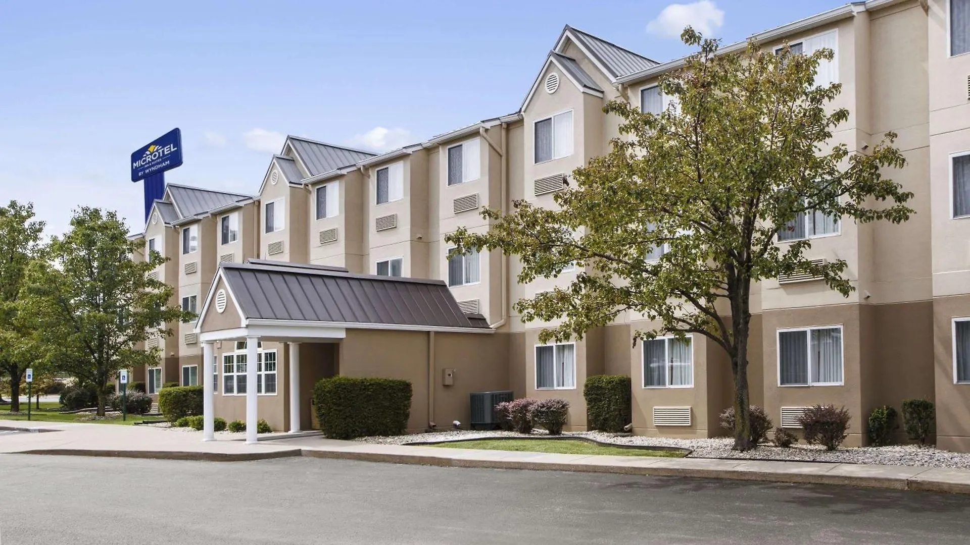 9 Smart 2-Star Hotels In Louisville East Worth Booking