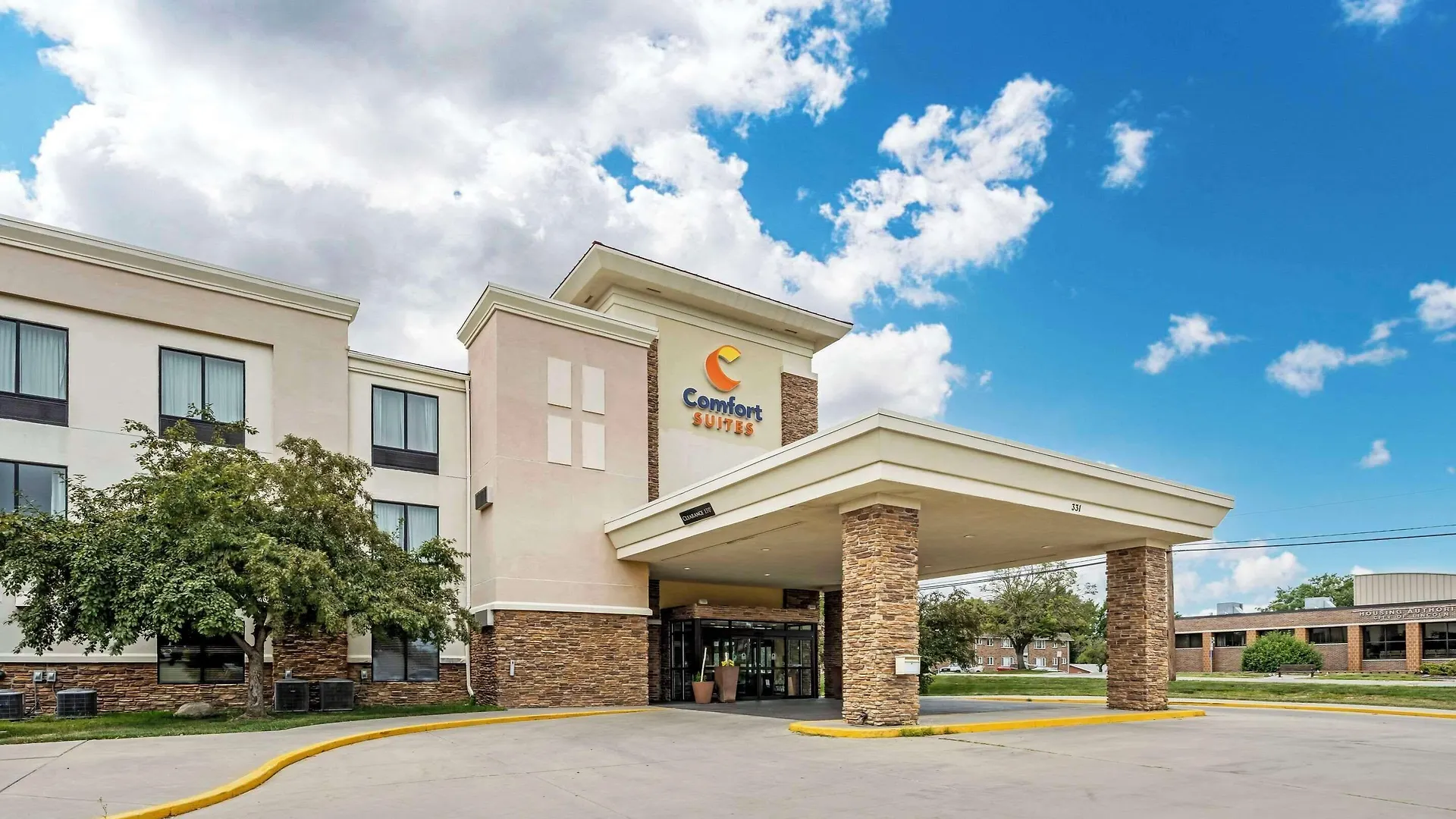 Staying In Nebraska: 5 Budget Hotels Compared