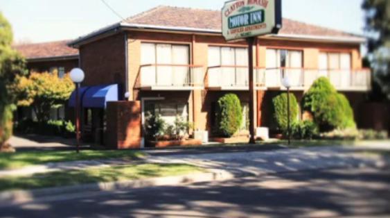 6 Central Hotels Near Monash University for Easy Clayton Access